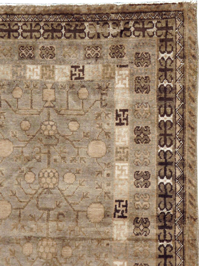 Vintage East Turkestan Khotan Rug, No.16473 - Gsblank