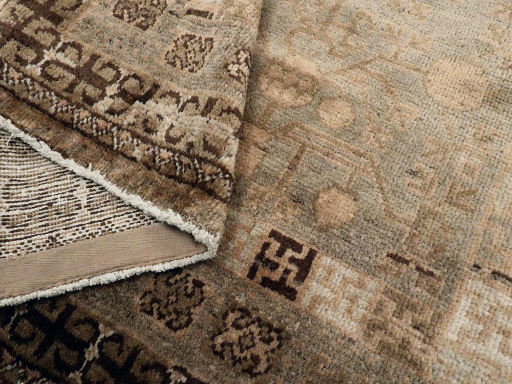 Vintage East Turkestan Khotan Rug, No.16473 - Gsblank