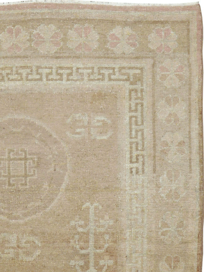 Vintage East Turkestan Khotan Rug, No.16480 - Gsblank