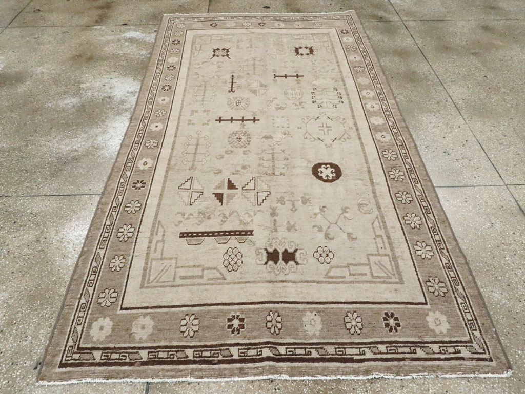 Vintage East Turkestan Khotan Rug, No.16482 - Gsblank