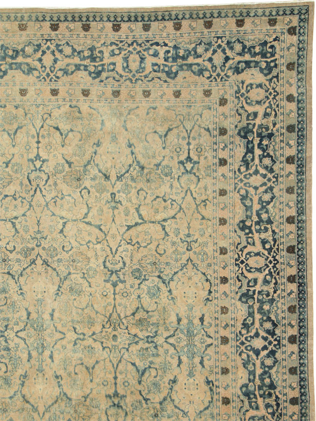 Antique Persian Tabriz Carpet, No.16566 - Gsblank