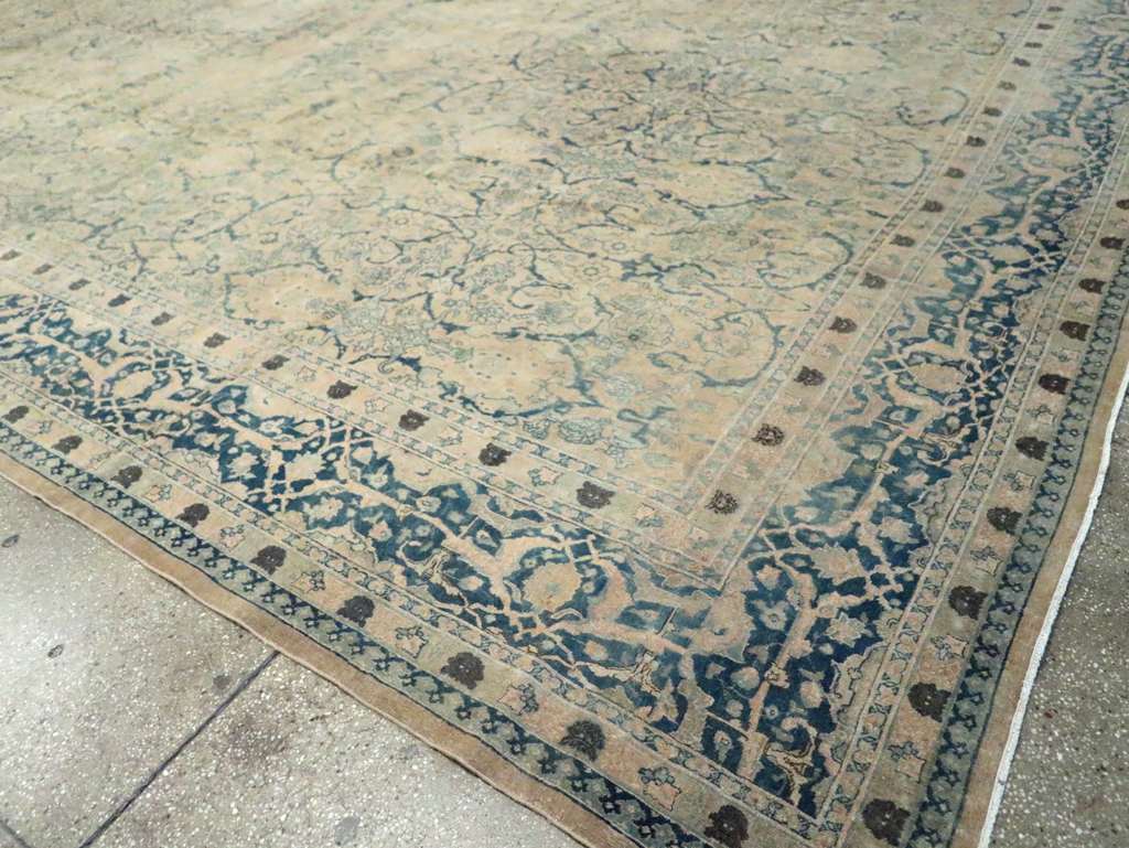 Antique Persian Tabriz Carpet, No.16566 - Gsblank