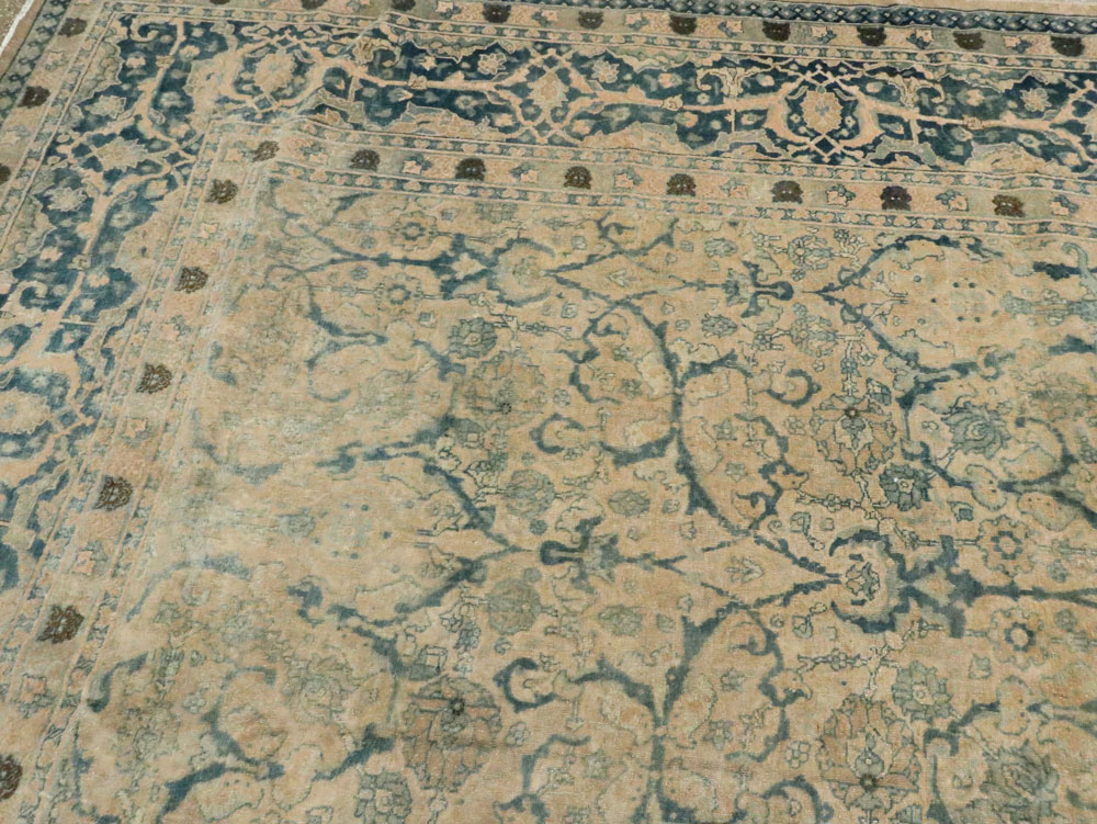 Antique Persian Tabriz Carpet, No.16566 - Gsblank