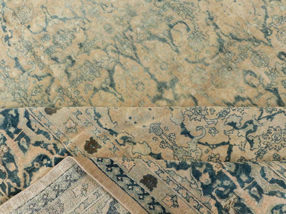 Antique Persian Tabriz Carpet, No.16566 - Gsblank
