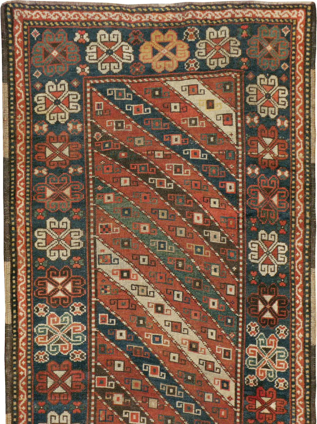 Antique Caucasian Kazak Rug, No.16583 - Gsblank