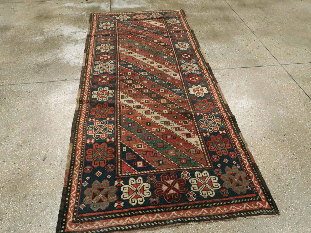 Antique Caucasian Kazak Rug, No.16583 - Gsblank