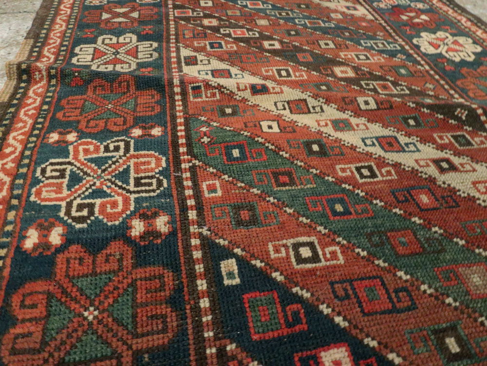Antique Caucasian Kazak Rug, No.16583 - Gsblank