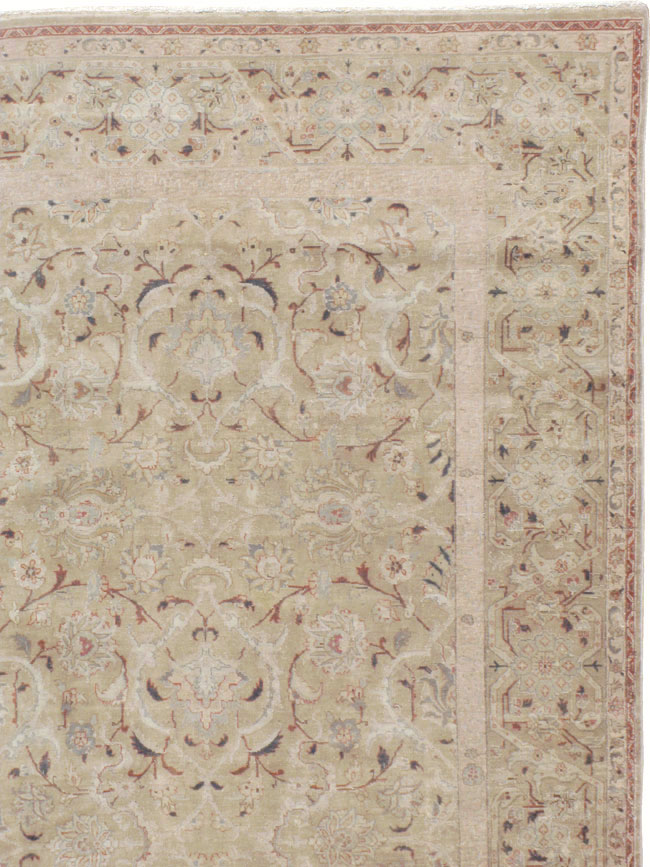 Antique Persian Tabriz Carpet, No.16604 - Gsblank