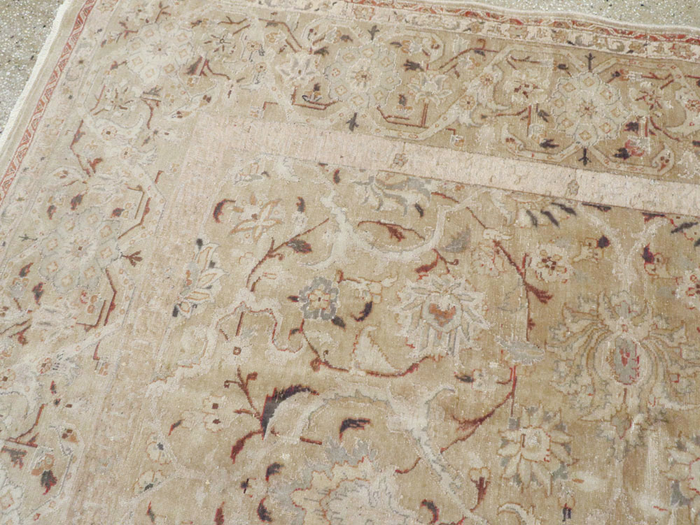 Antique Persian Tabriz Carpet, No.16604 - Gsblank