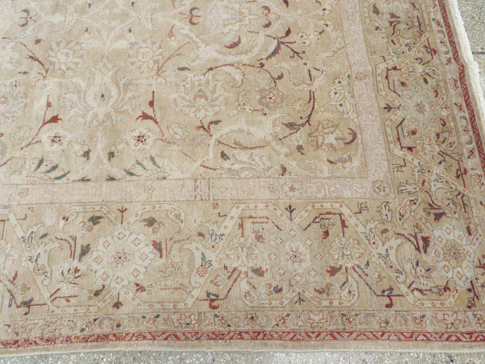 Antique Persian Tabriz Carpet, No.16604 - Gsblank