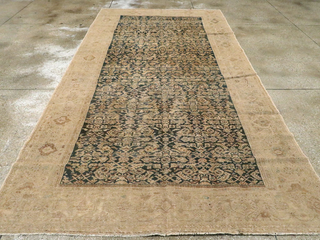 Antique Persian Malayer Carpet, No.16615 - Gsblank