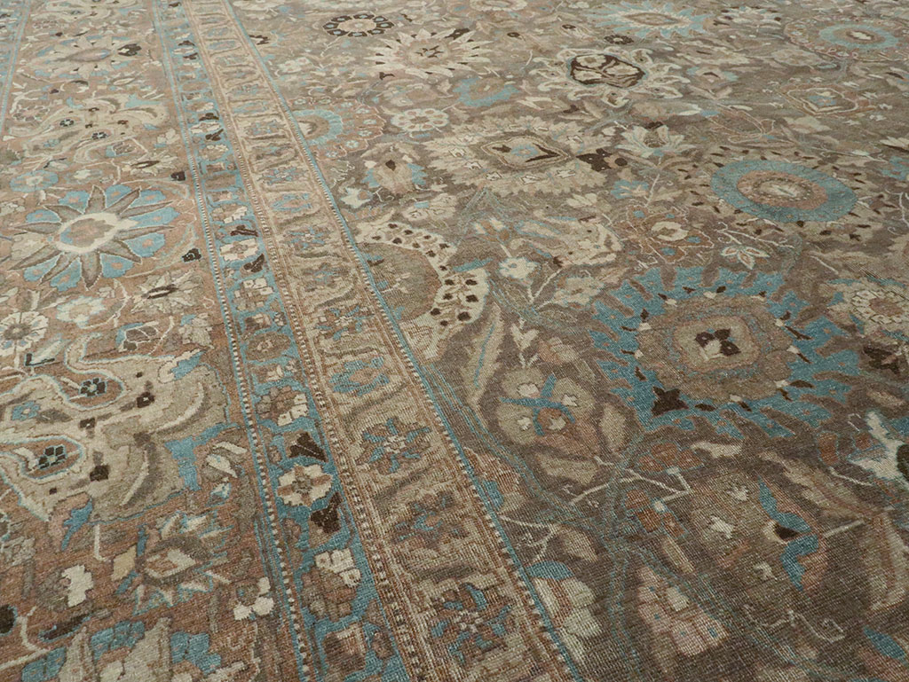 Antique Persian Tabriz Carpet, No.16616 - Gsblank