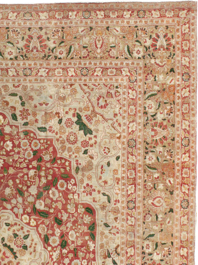 Antique Persian Tabriz Carpet, No.16633 - Gsblank