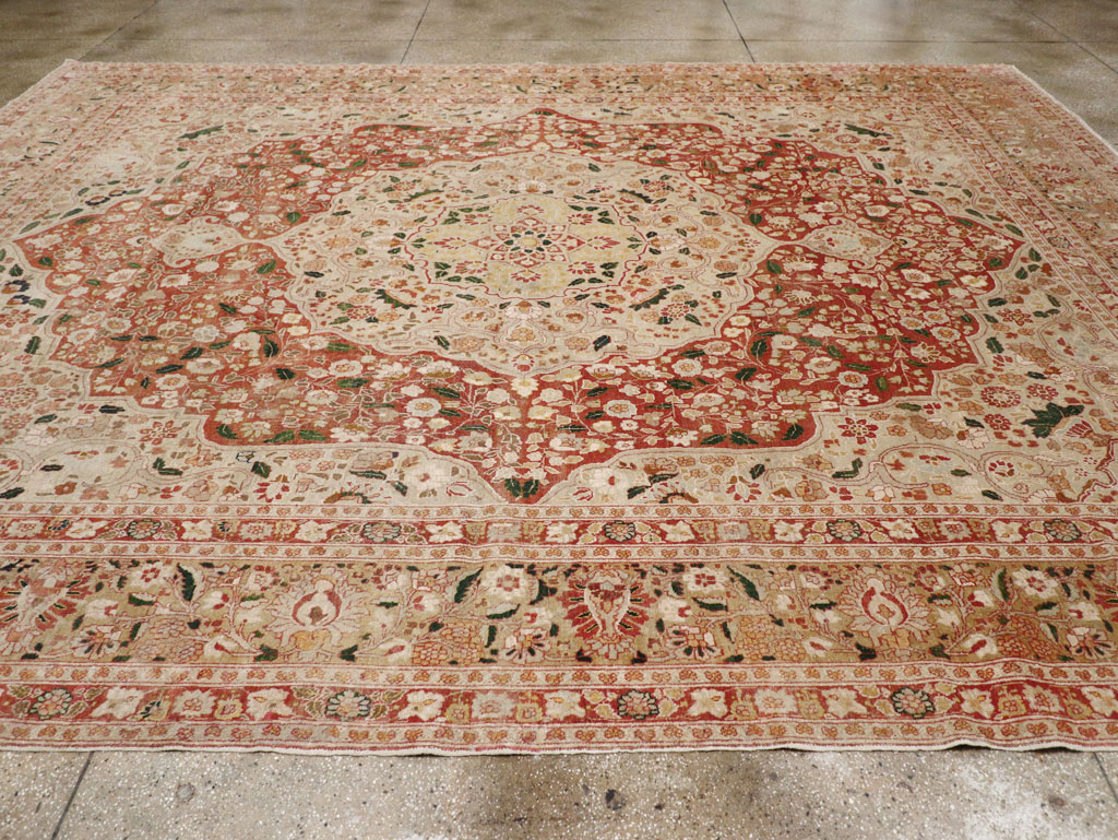 Antique Persian Tabriz Carpet, No.16633 - Gsblank