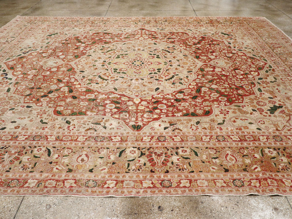 Antique Persian Tabriz Carpet, No.16633 - Gsblank