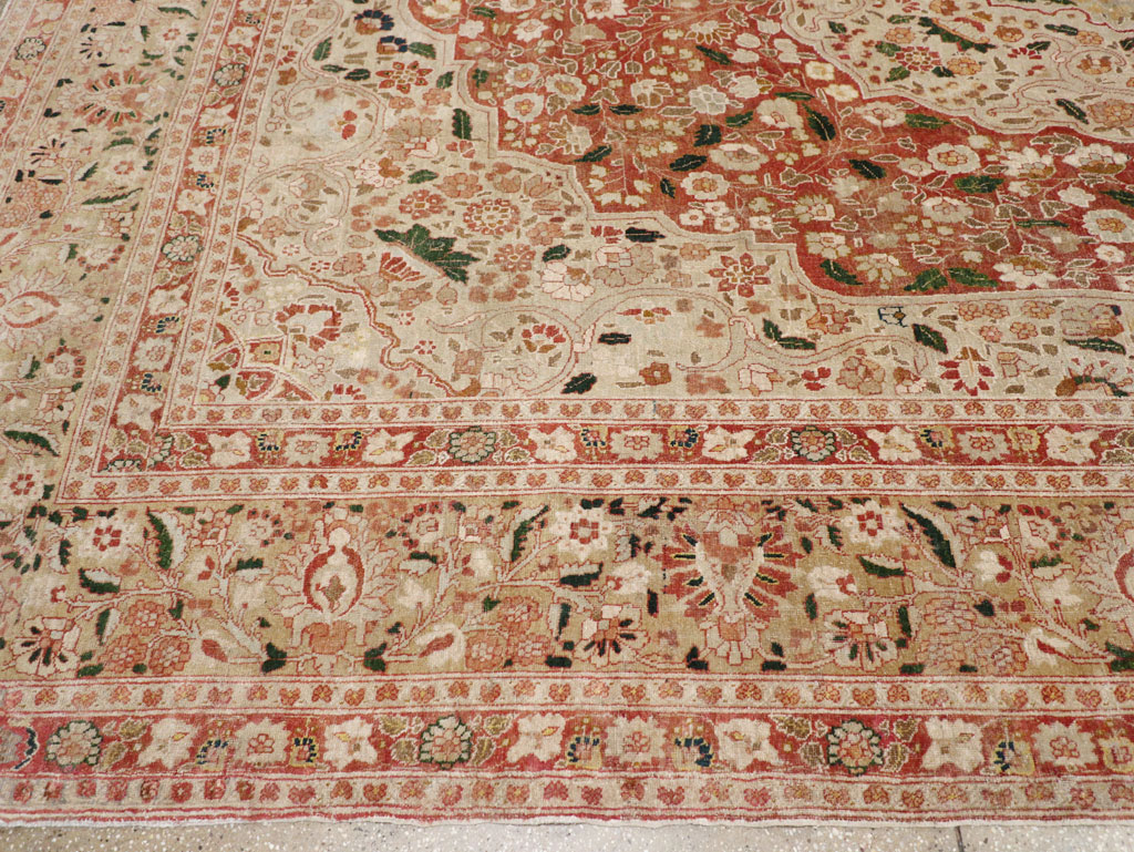 Antique Persian Tabriz Carpet, No.16633 - Gsblank