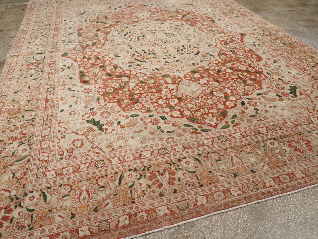 Antique Persian Tabriz Carpet, No.16633 - Gsblank