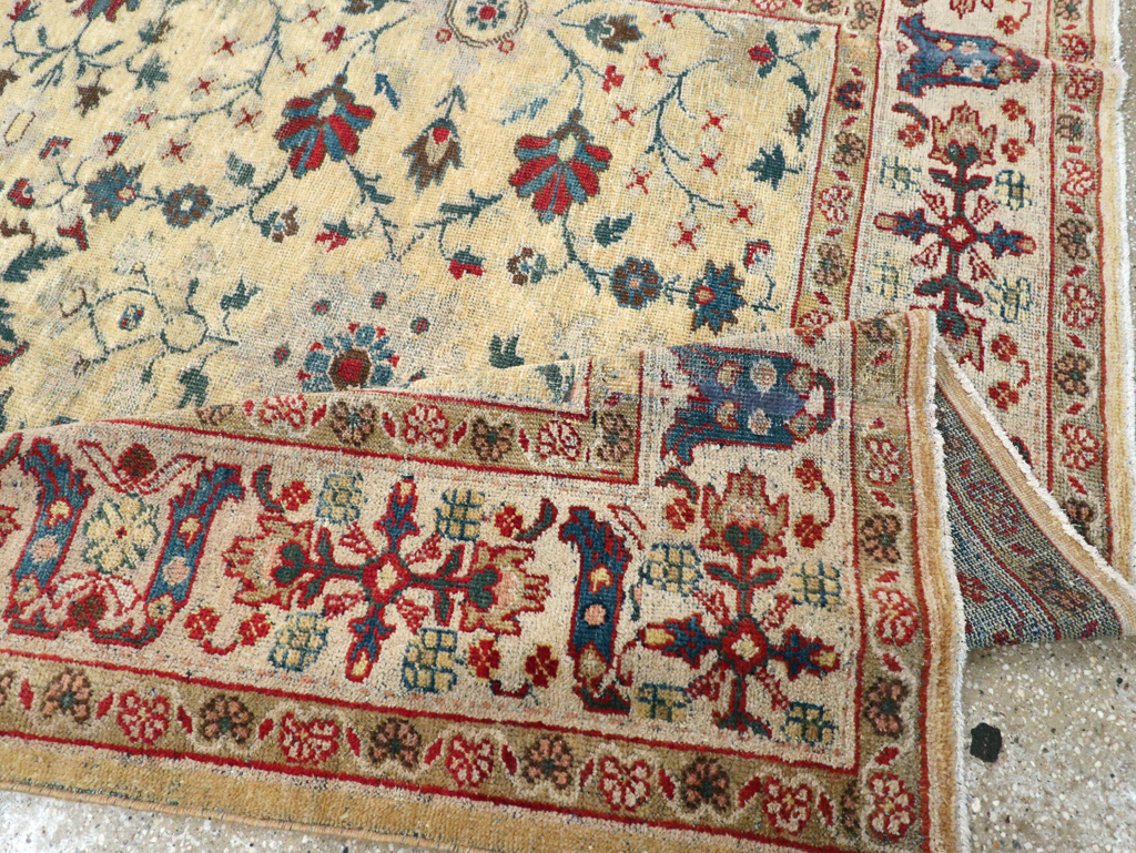Antique Persian Mahal Carpet, No.16640 - Gsblank