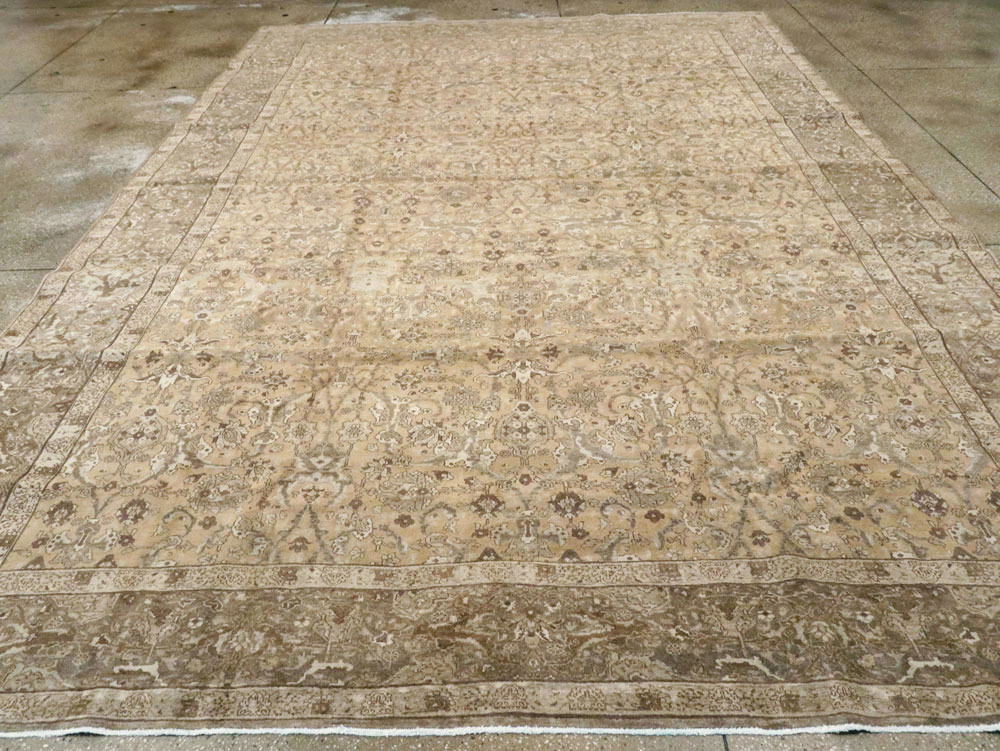 Antique Persian Tabriz Carpet, No.16671 - Gsblank