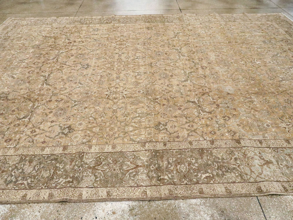 Antique Persian Tabriz Carpet, No.16671 - Gsblank