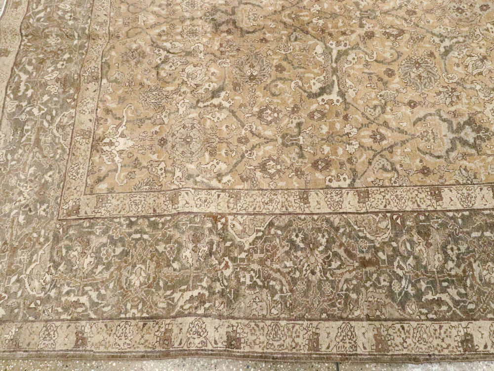 Antique Persian Tabriz Carpet, No.16671 - Gsblank