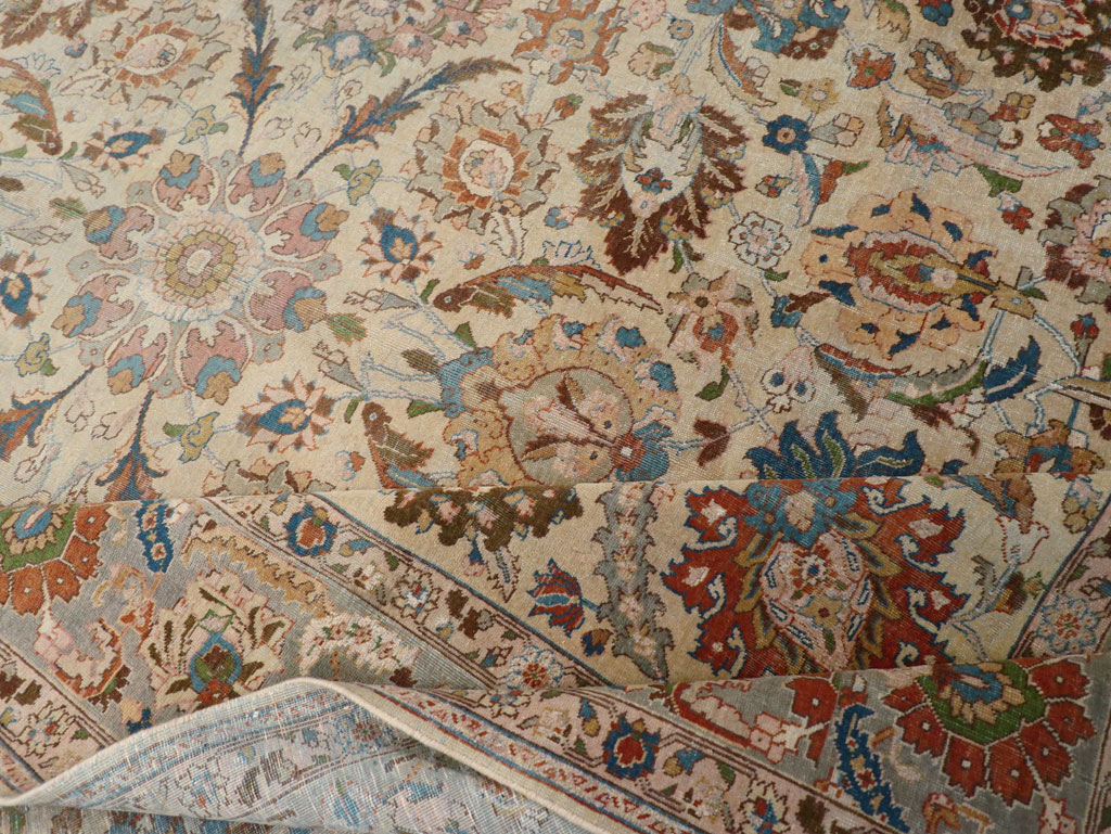 Antique Persian Tabriz Carpet, No.16672 - Gsblank