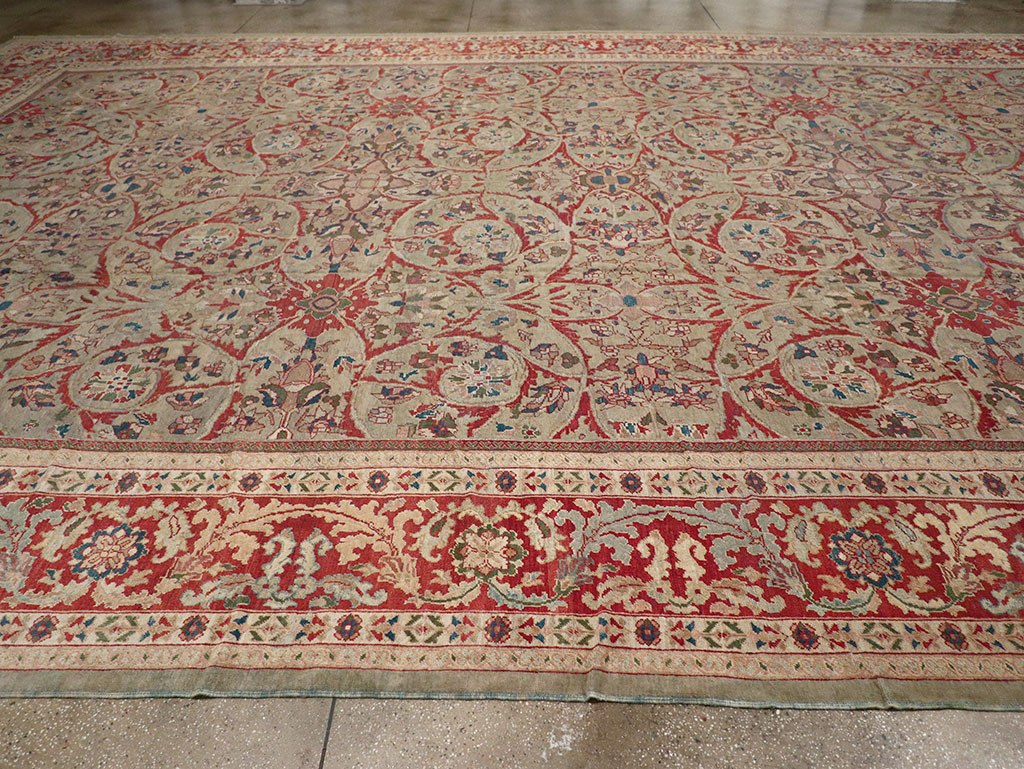 Antique Persian Sultanbad Carpet, No.16722 - Gsblank