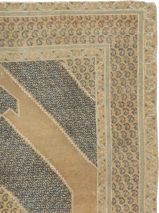 Vintage Persian Tabriz Rug, No.16800 - Gsblank