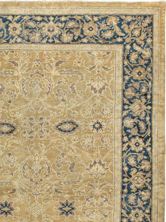 Antique Persian Mahal Carpet, No.16803 - Gsblank