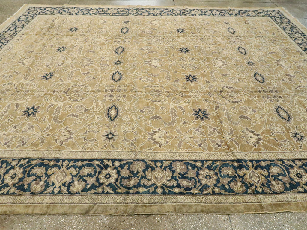 Antique Persian Mahal Carpet, No.16803 - Gsblank
