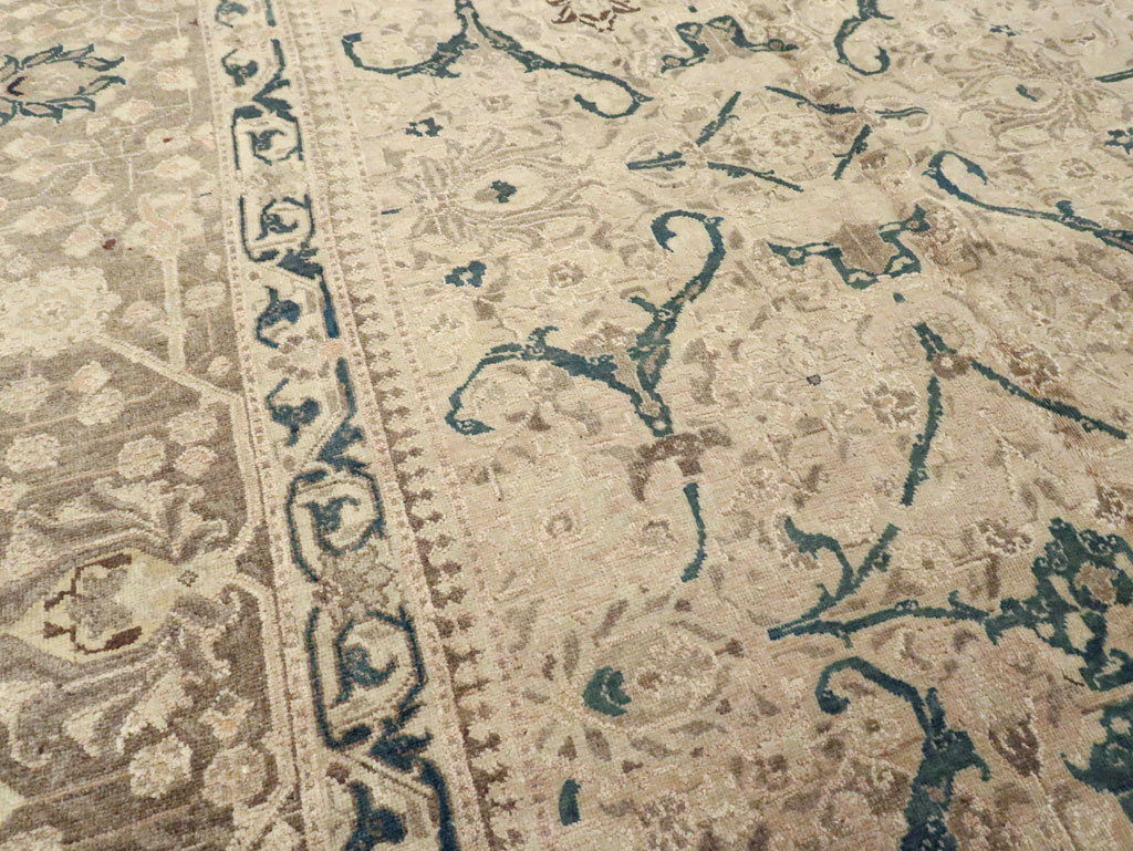 Antique Persian Tabriz Carpet, No.16805 - Gsblank