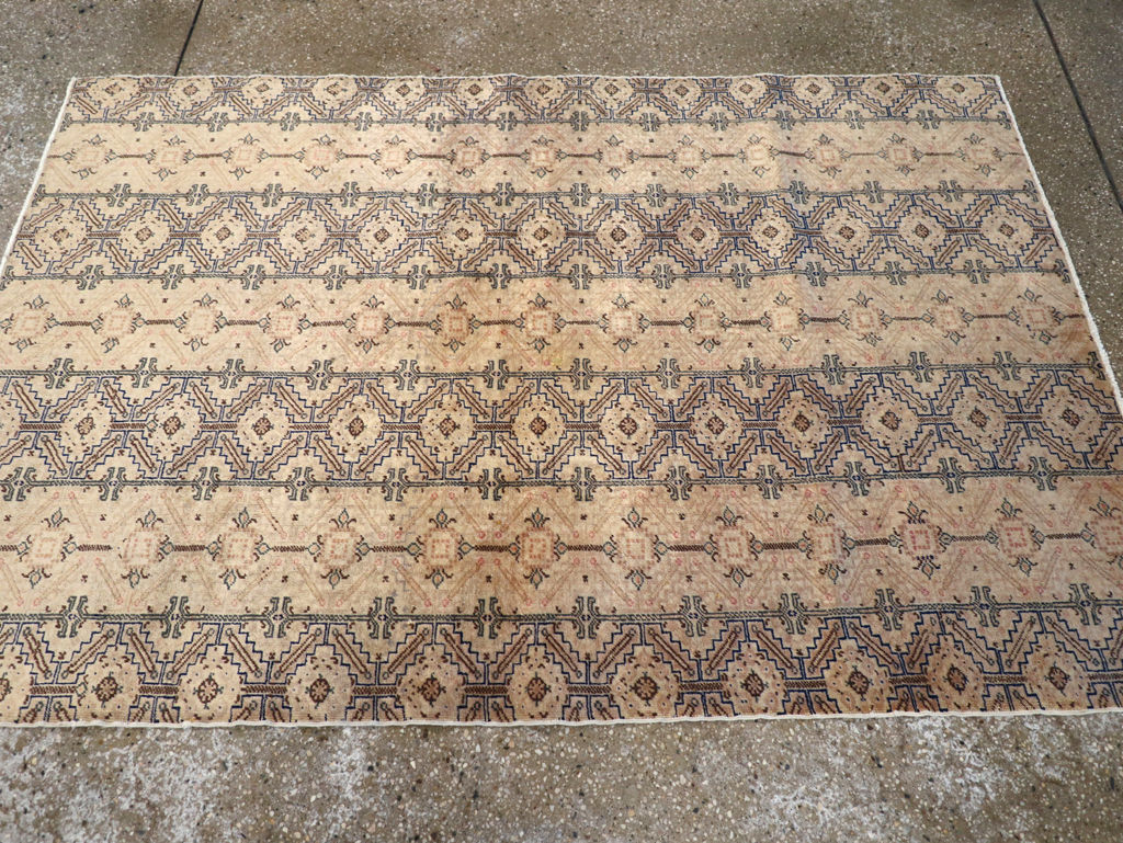Vintage Turkish Sivas Rug, No.16814 - Gsblank