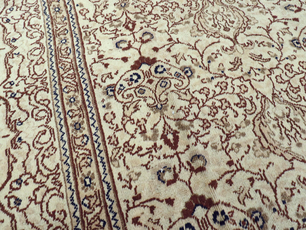 Vintage Turkish Sivas Carpet, No.16818 - Gsblank