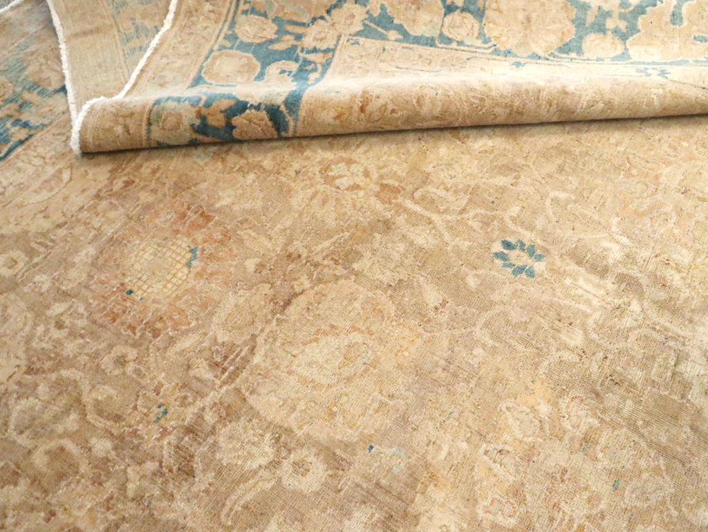 Antique Persian Tabriz Carpet, No.16828 - Gsblank