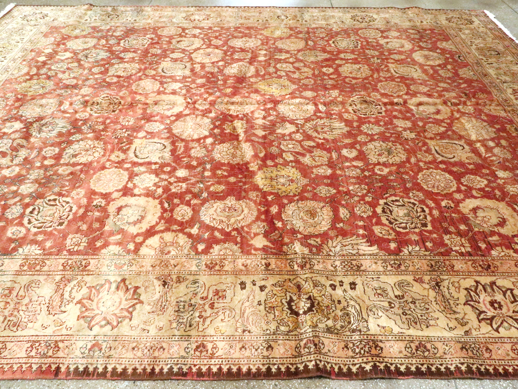 Antique Persian Tabriz Carpet, No.16842 - Gsblank