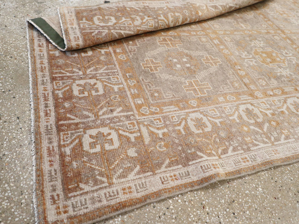 Vintage East Turkestan Khotan Rug, No.16897 - Gsblank