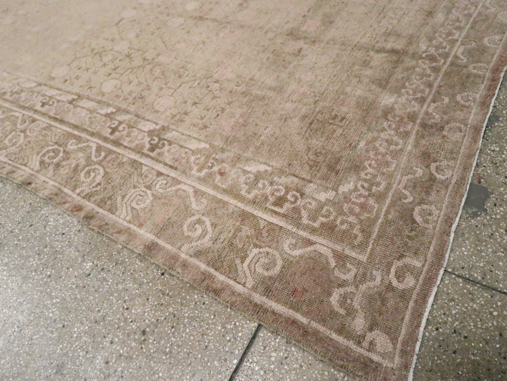 Vintage East Turkestan Khotan Carpet, No.16912 - Gsblank