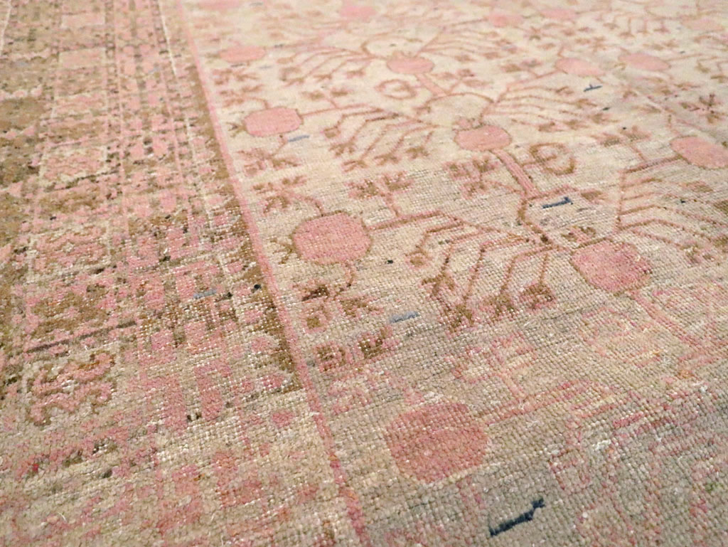 Vintage East Turkestan Khotan Carpet, No.16915 - Gsblank