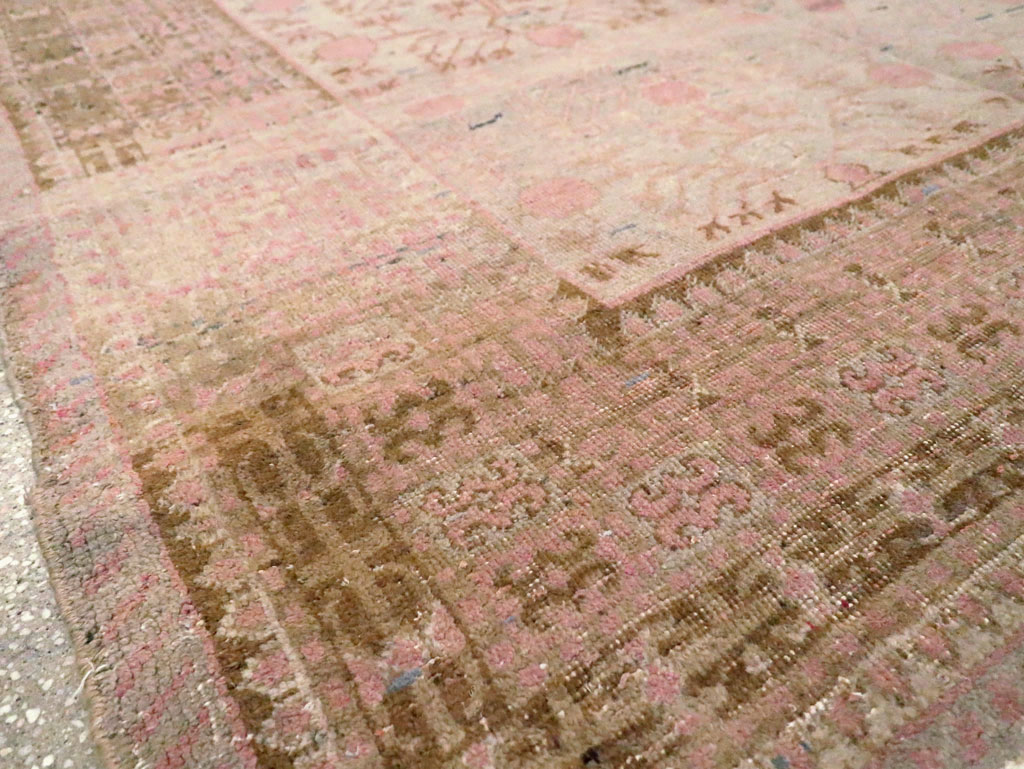 Vintage East Turkestan Khotan Carpet, No.16915 - Gsblank