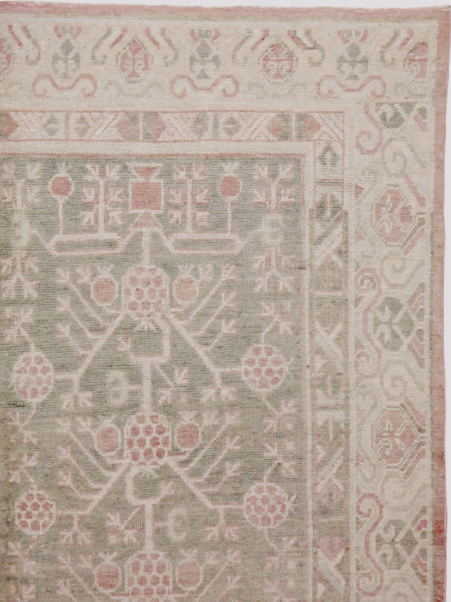 Vintage East Turkestan Khotan Carpet, No.16938 - Gsblank