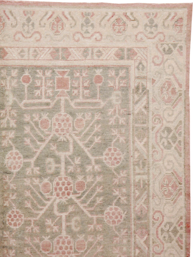 Vintage East Turkestan Khotan Carpet, No.16938 - Gsblank