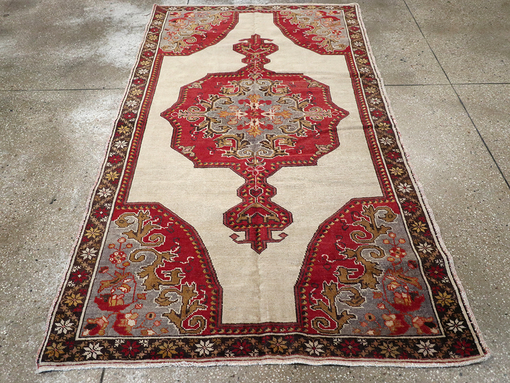 Vintage Turkish Oushak Rug, No.16982 - Gsblank