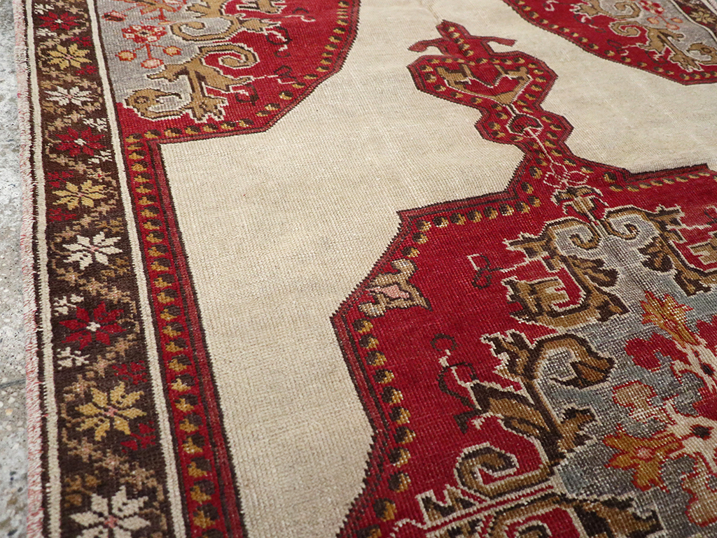 Vintage Turkish Oushak Rug, No.16982 - Gsblank