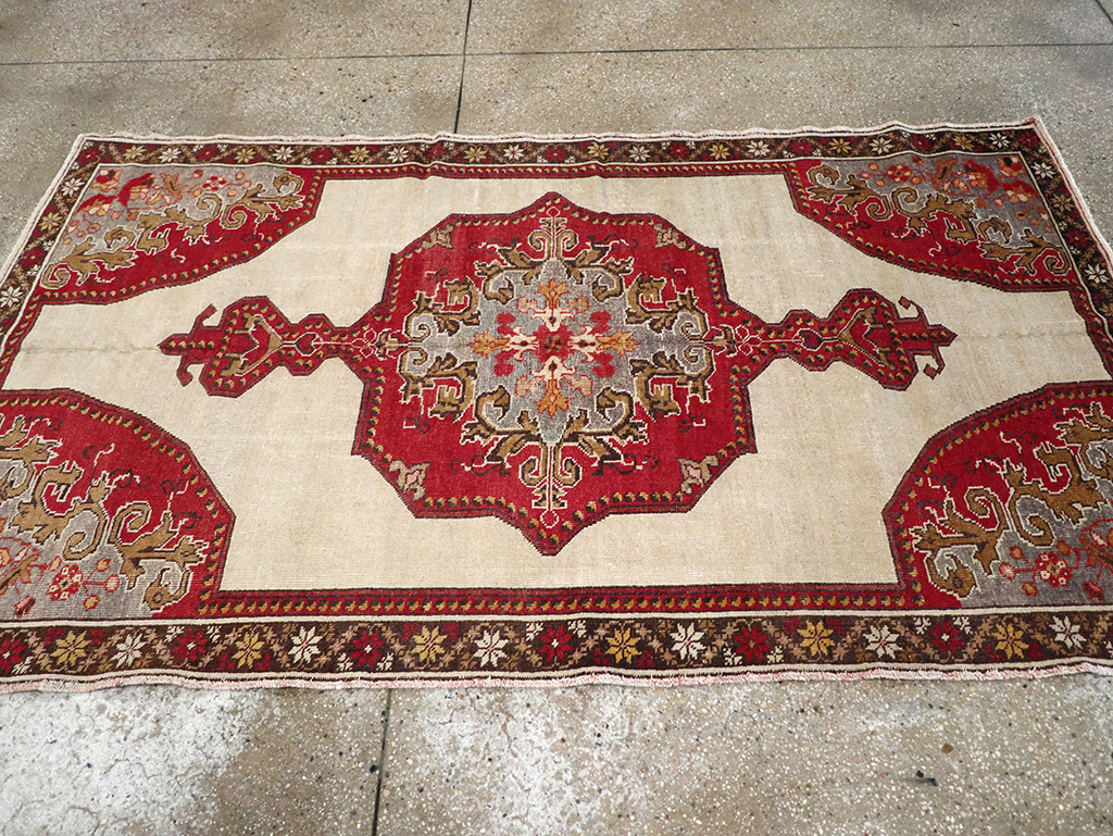 Vintage Turkish Oushak Rug, No.16982 - Gsblank