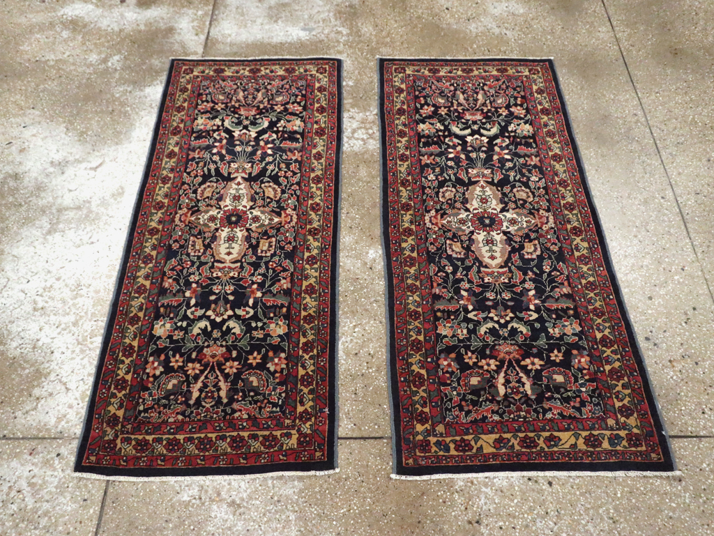 Antique Persian Sarouk Fereghan Throw Rug (Pair: 1 of 2), No.16996 - Gsblank
