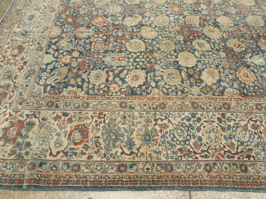 Antique Persian Tabriz Carpet, No.17016 - Gsblank