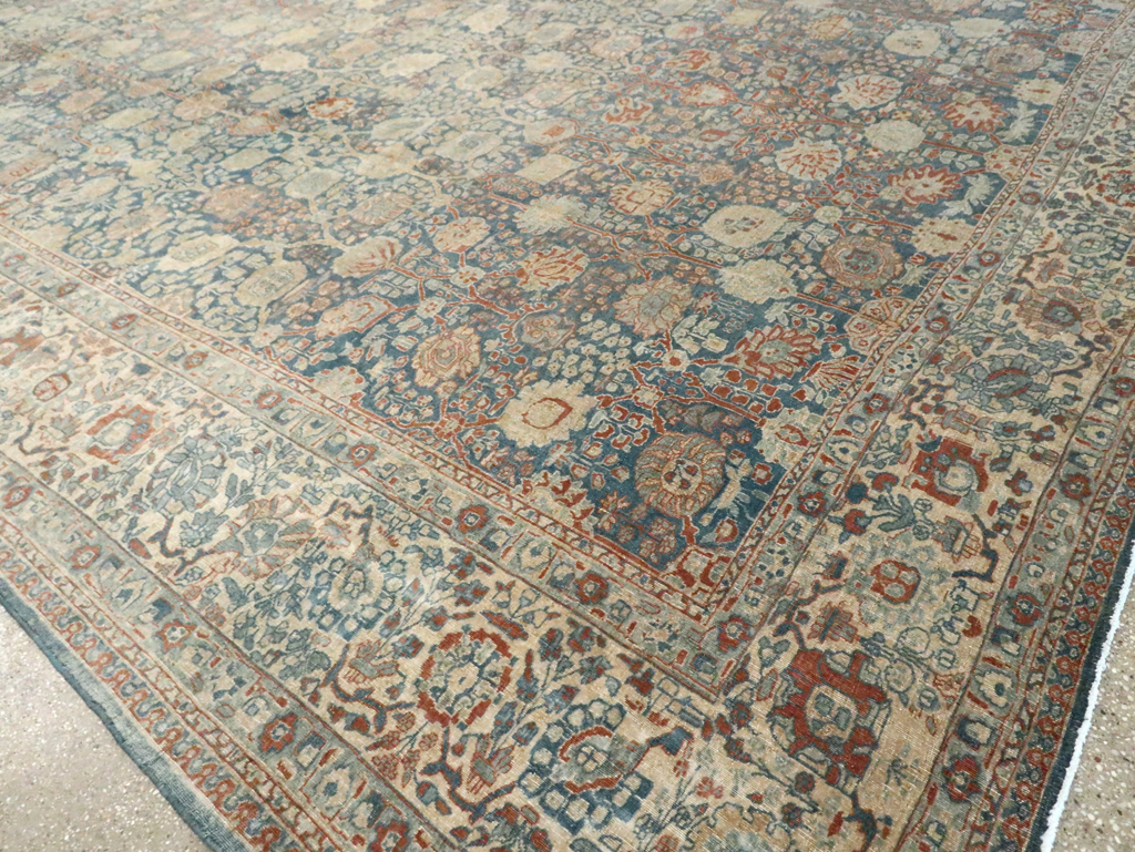 Antique Persian Tabriz Carpet, No.17016 - Gsblank