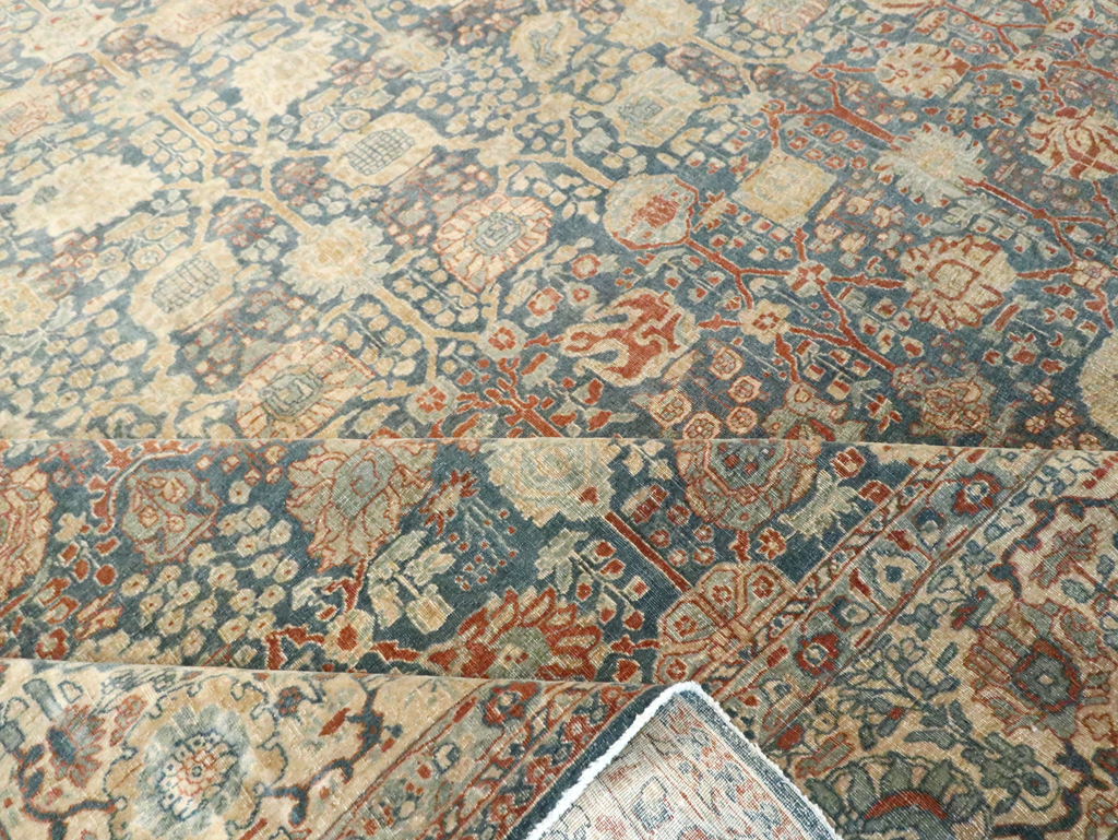 Antique Persian Tabriz Carpet, No.17016 - Gsblank