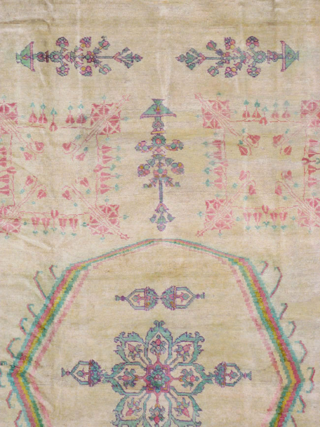 Antique Indian Agra Carpet, No.17052 - Gsblank