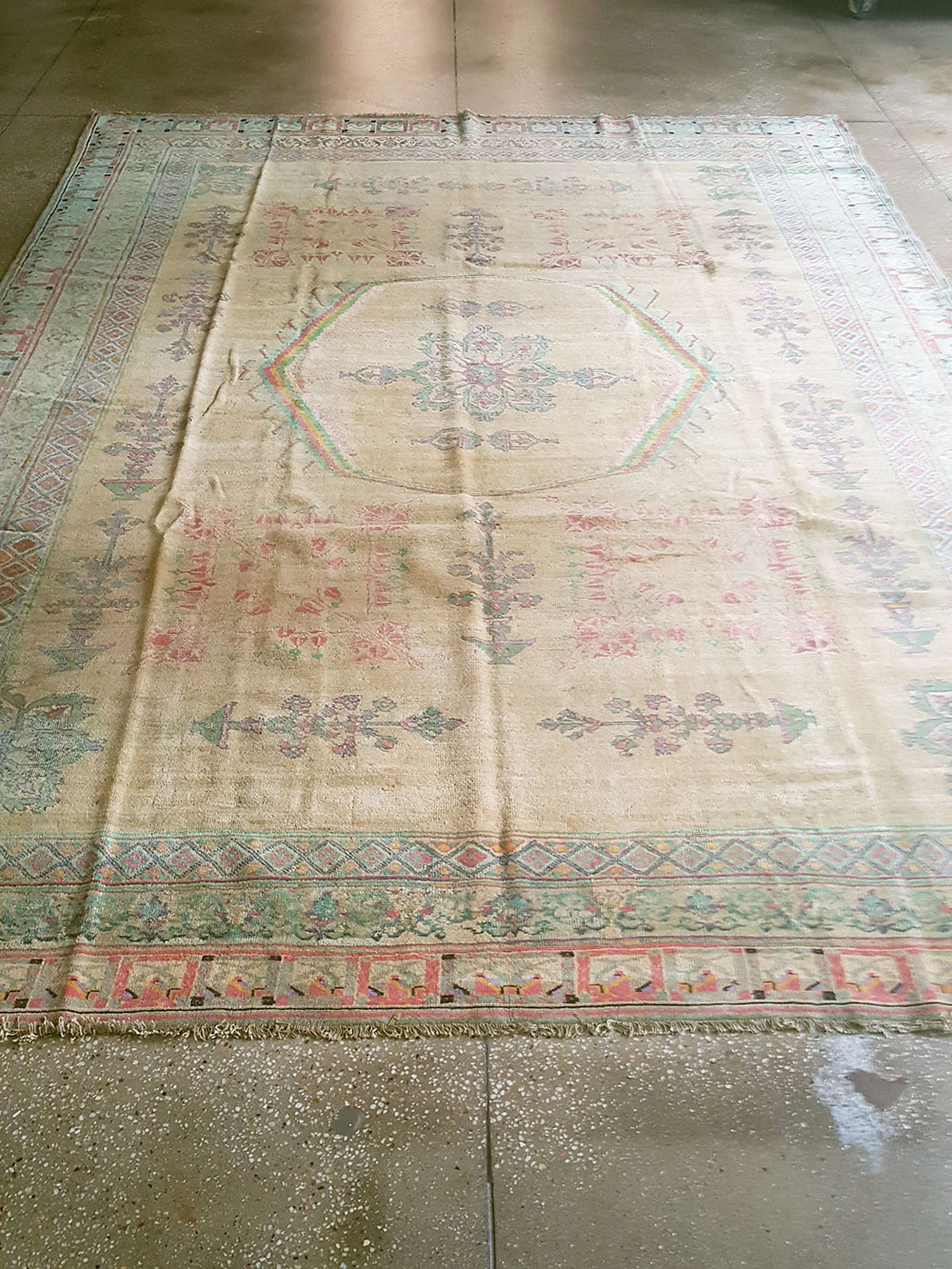 Antique Indian Agra Carpet, No.17052 - Gsblank